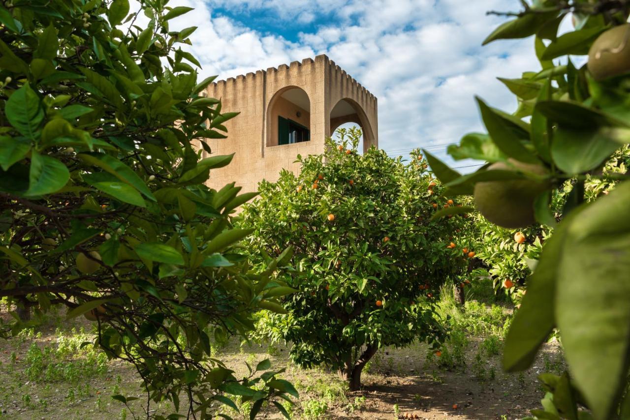 The Tower With The Orange Tree Garden Villa Jaliszósz Kültér fotó