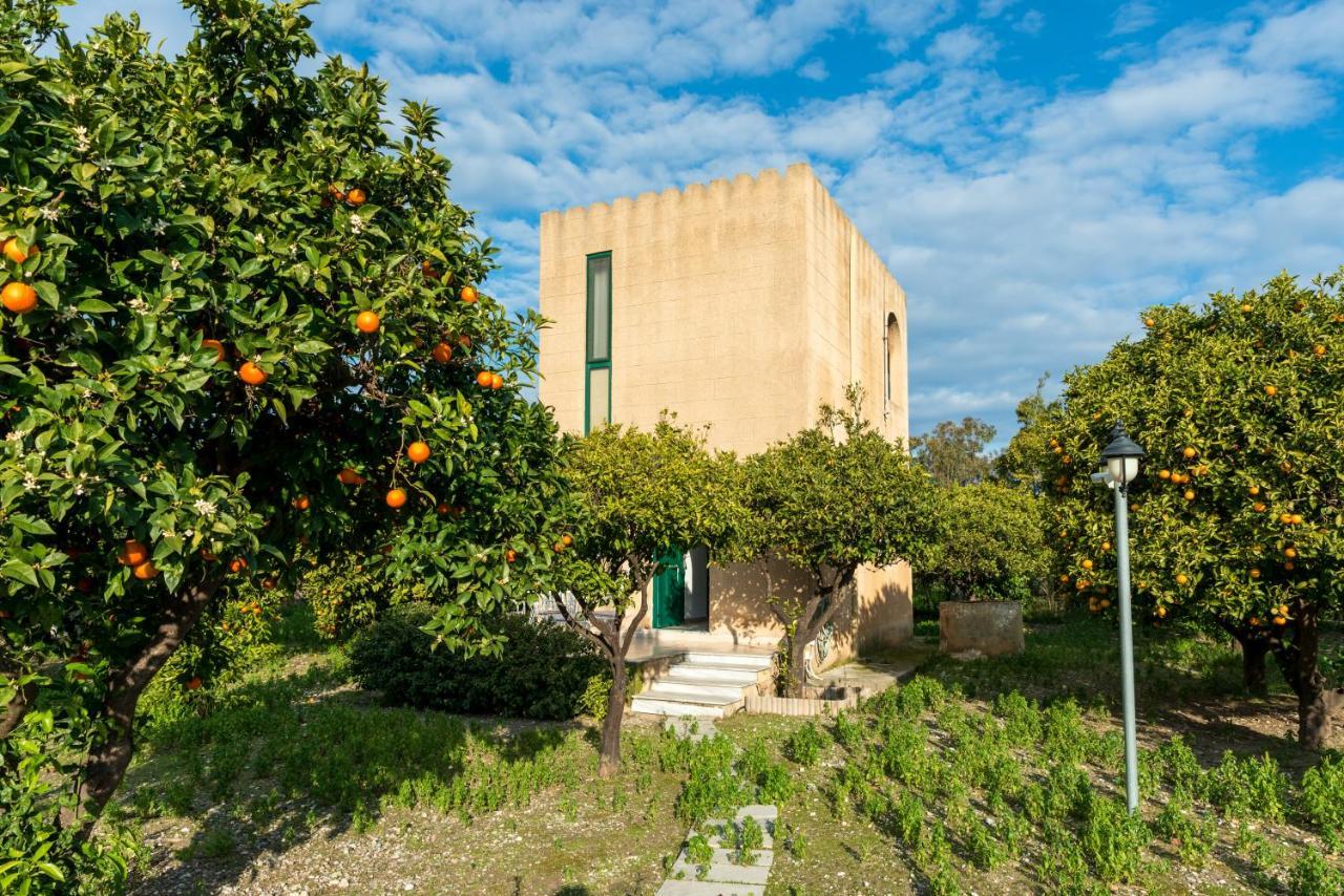 The Tower With The Orange Tree Garden Villa Jaliszósz Kültér fotó